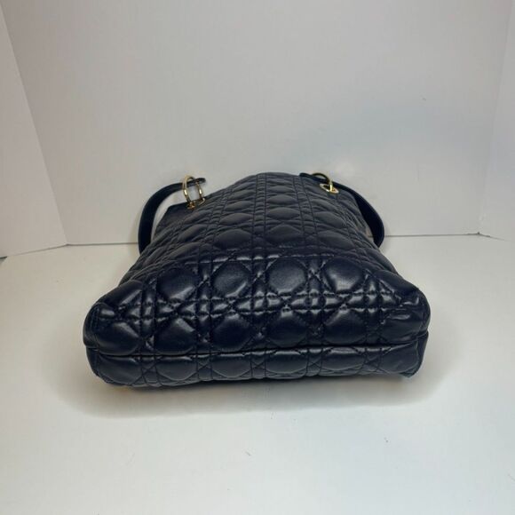 Via Piaggi Vintage Embossed Italian Leather Shoulder Bag Gold Designer Womens - Picture 6 of 10